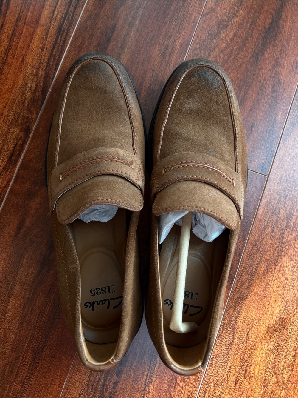 Clarks Men’s Tan Suede Penny Loafers